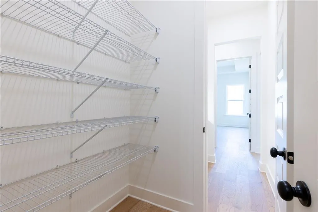 Gainesville, Georgia 30506, United States, 5 Bedrooms Bedrooms, ,5 BathroomsBathrooms,Residential,Active,239330