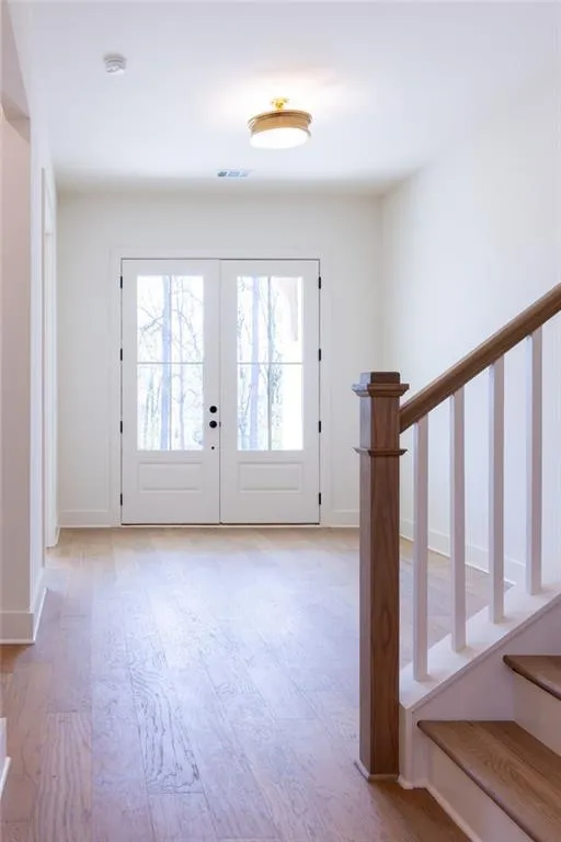 Gainesville, Georgia 30506, United States, 5 Bedrooms Bedrooms, ,5 BathroomsBathrooms,Residential,Active,239330