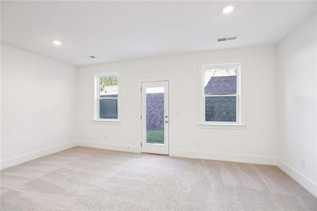 1690 Gunnin Trace NW