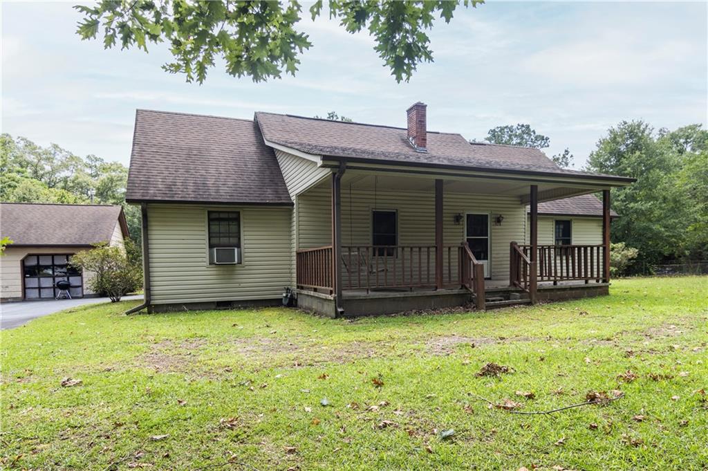 Unlock the potential in this spacious 6-bedroom, 3-bathroom home featuring an in-law suite. It has great bones and tons of space. This property is ideal for savvy buyers looking to renovate and add value.
This home needs TLC, but with the right vision, it can shine again. This homes sits on 1.7 acres and is over 3100 sqft. This property is being SOLD AS IS!