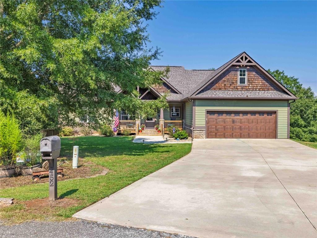 452 Captains Court