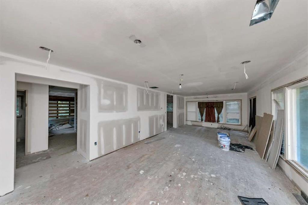 1280 Boat Rock Road