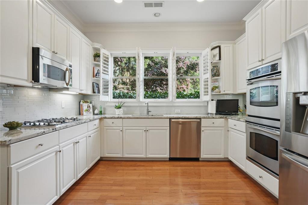 104 Glentown Way, Sandy Springs, Georgia image 12