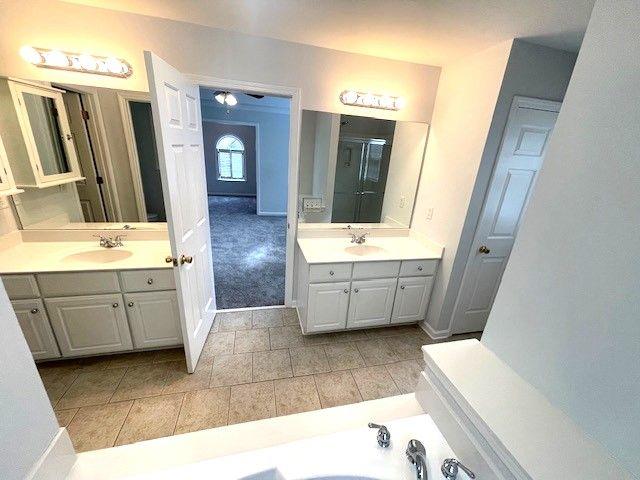 6131 Windflower Drive, Powder Springs, Georgia image 13