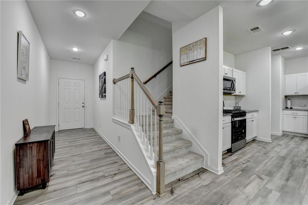 6125 Langdon Way, Cumming, Georgia image 4