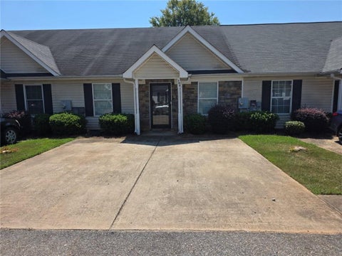 Townhouse For Rent - 172 Harvest Court #103<br/> Baldwin County, Milledgeville, GA 31061