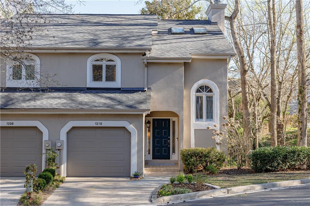 1210 Brookhaven Woods Court NE