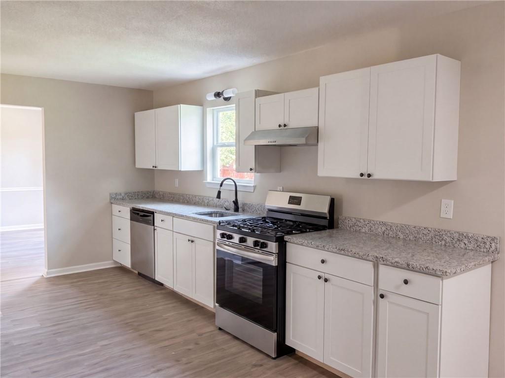 2124 Hairston Creek Parkway