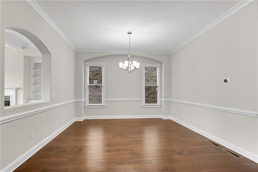 6265 Bellmoore Park Lane, Johns Creek, Georgia image 10