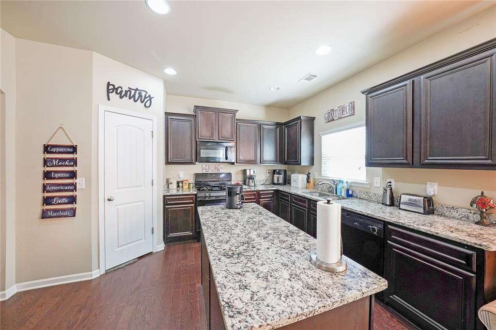 Sage Hill - Residential