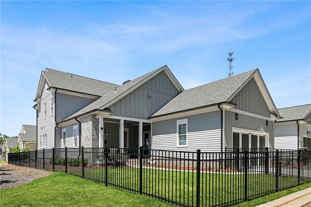 1025 Crossroad Trail