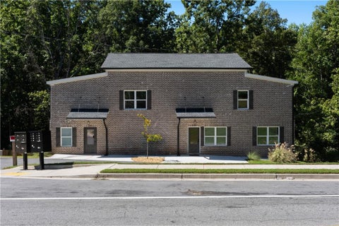 Multifamily For Sale - 2381 Highpoint Road<br/> Gwinnett County, Snellville, GA 30078