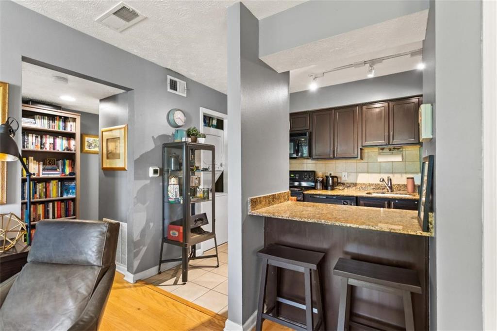 2955 Seven Pines Unit 202 Court