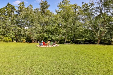 A home in Mineral Bluff