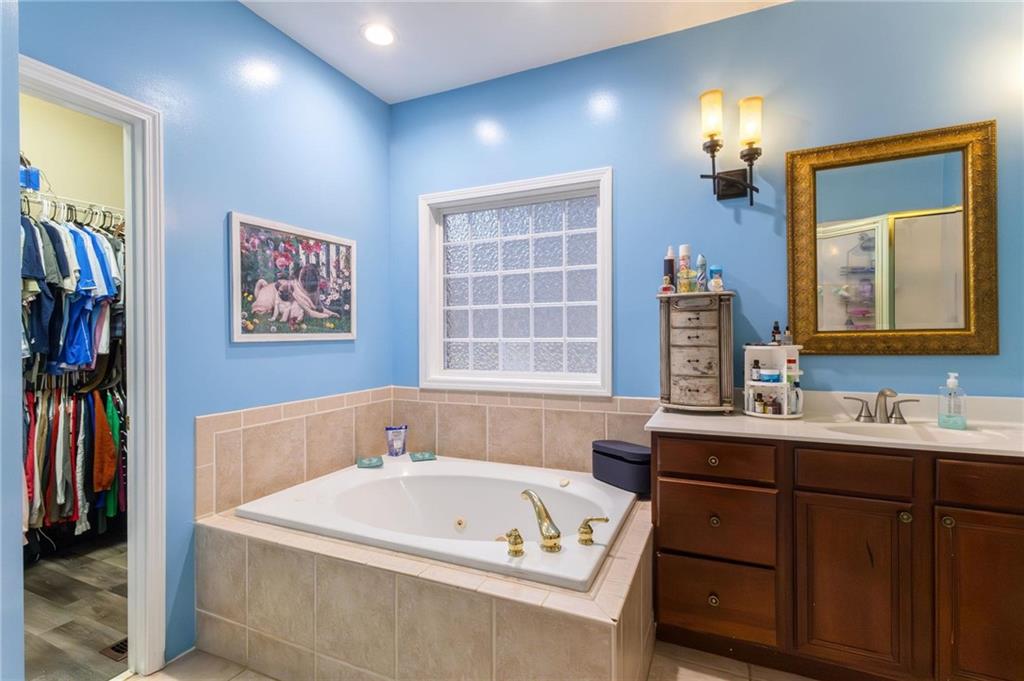 3015 Hideaway Hills Lane