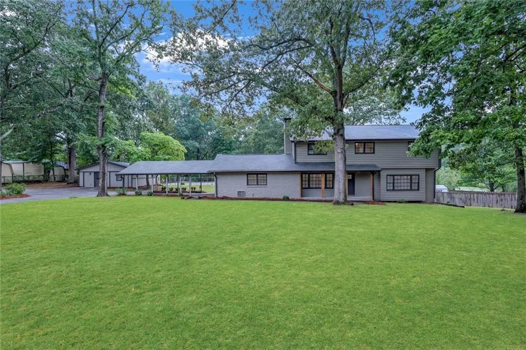 2541 Poplar Street, Snellville, GA, 30078