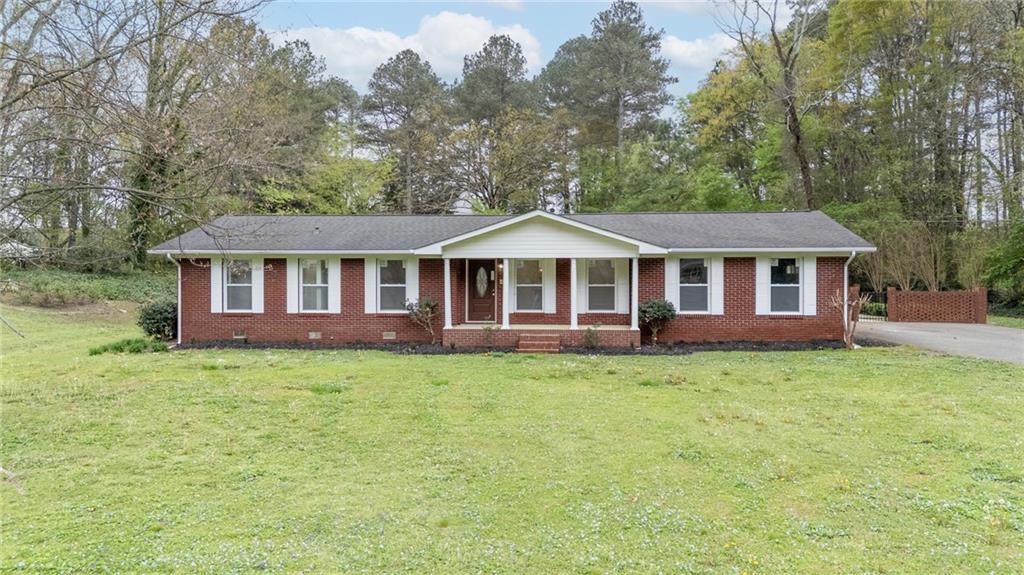 225 Woodland Drive, Calhoun, Georgia image 2