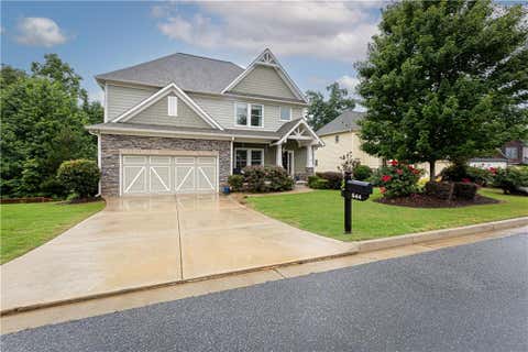 Homes For Sale - 544 Pine Way<br/> Dallas, GA 30157