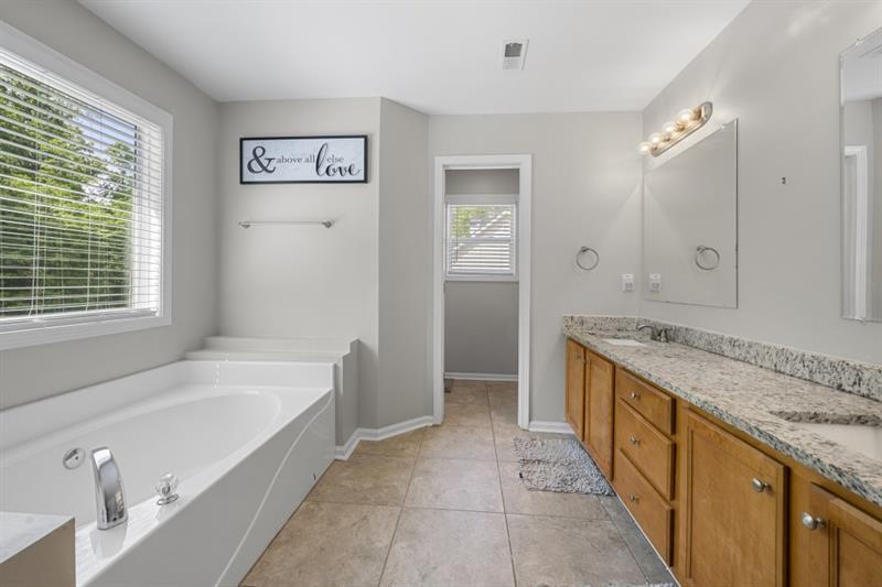 4914 Brown Leaf Drive, Powder Springs, Georgia image 16