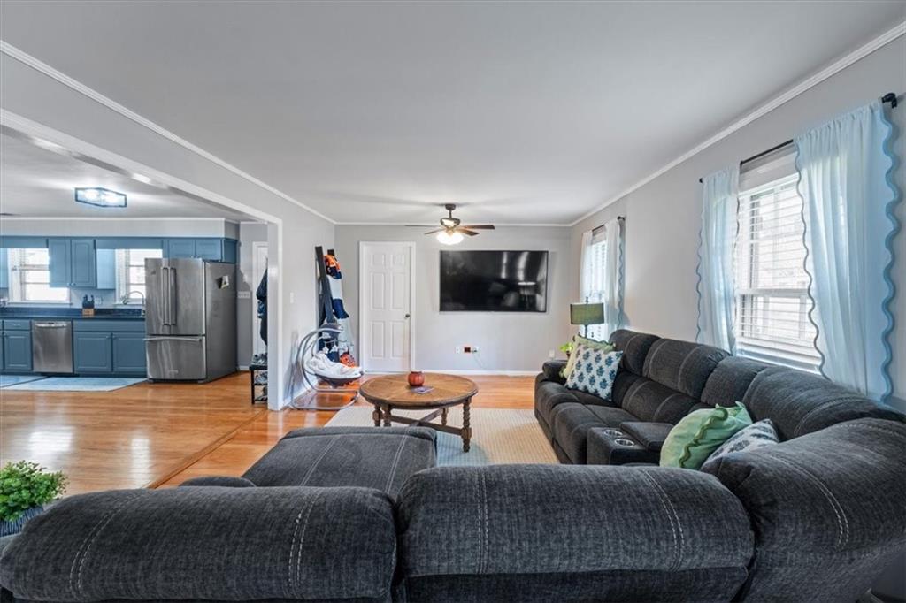 6129 Linwood Drive SE