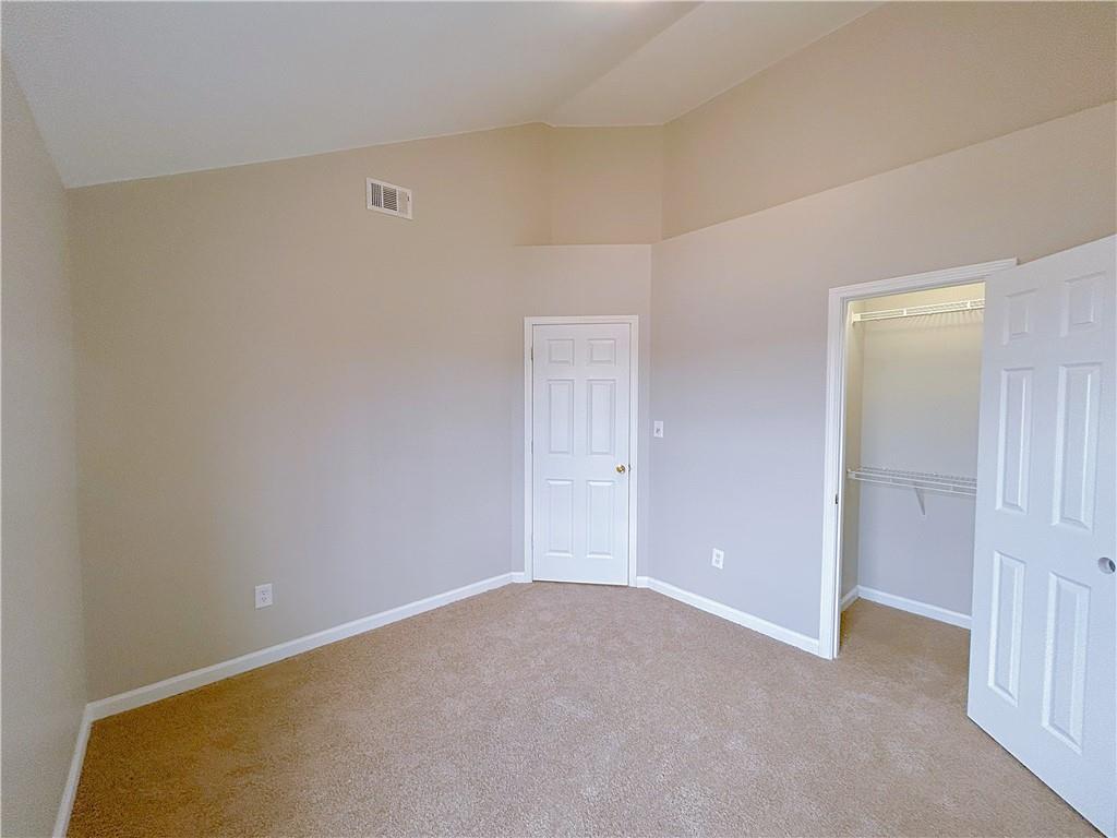 6716 Browns Mill Ferry Drive, Lithonia, Georgia image 13