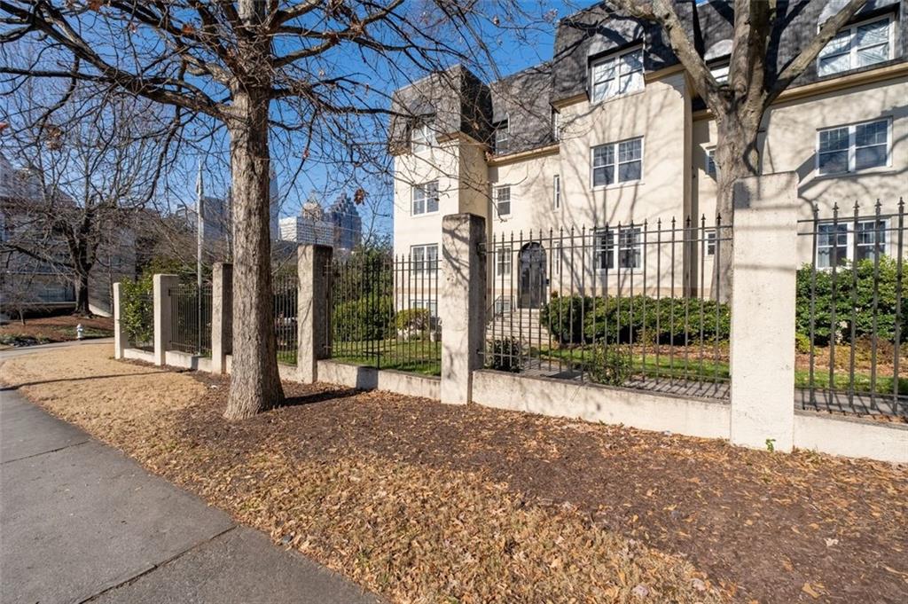 1230 Piedmont Avenue NE 405