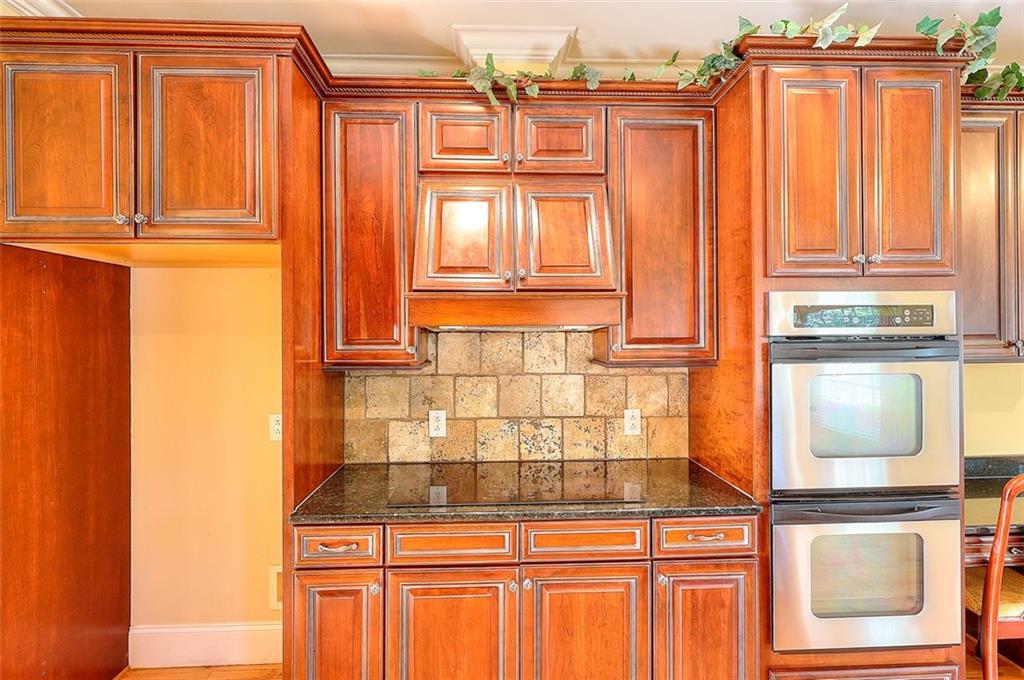1595 Lake Lucerne Rd Sw, Lilburn, Georgia image 10