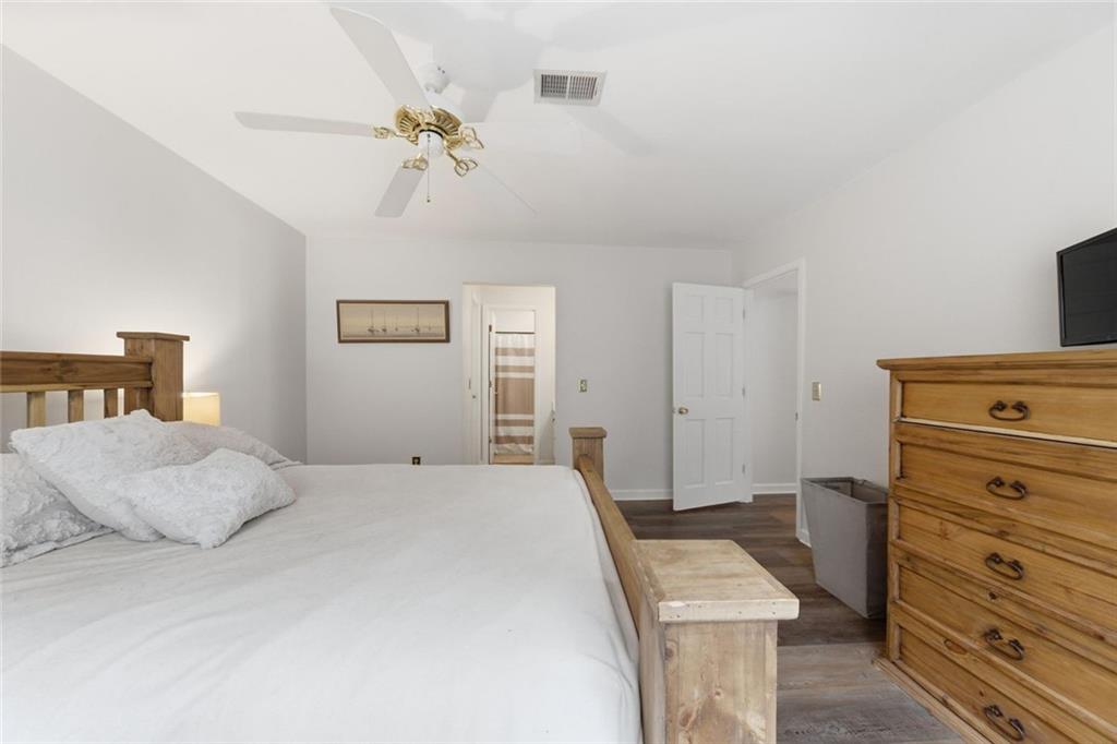 CANNON GATE CONDOS - Residential