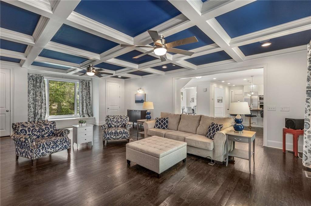 2456 Sunset Drive NE