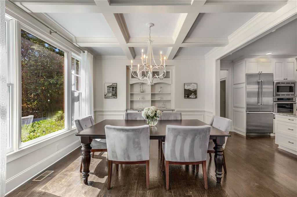 2456 Sunset Drive NE