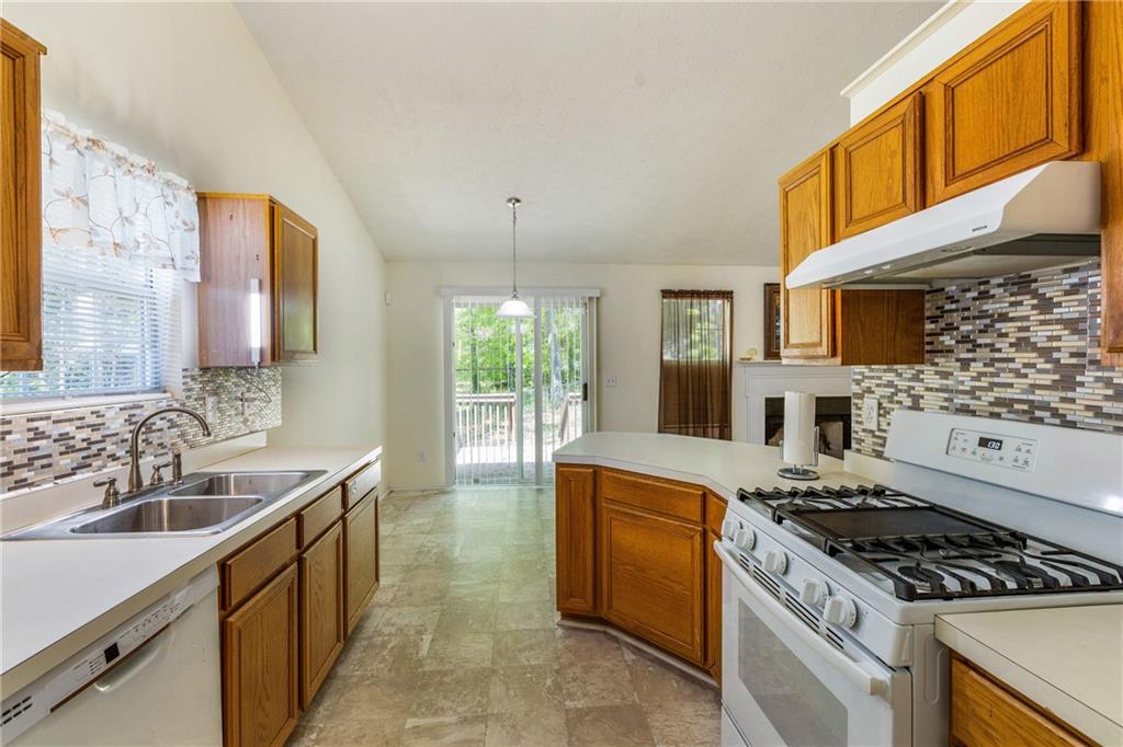 1402 Bridgewater Branch