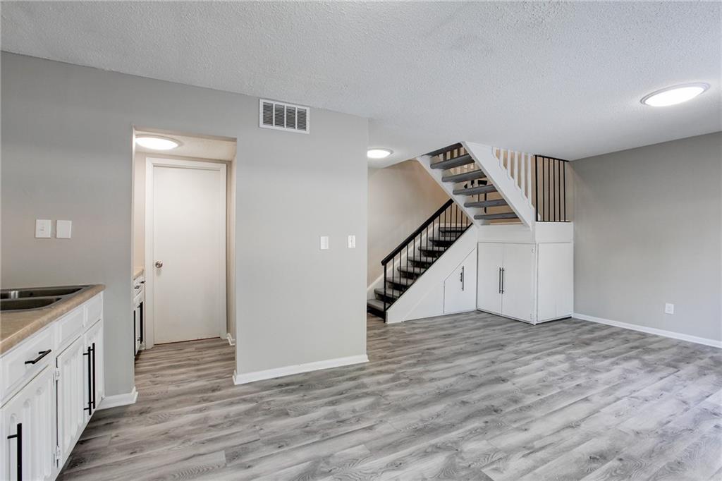 7325 Cardigan Circle