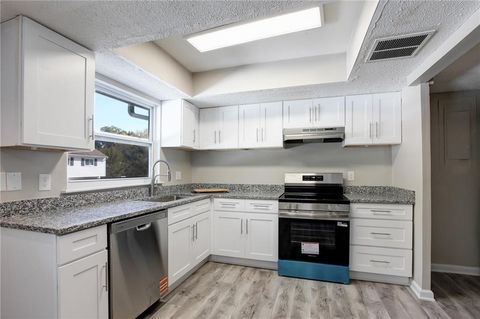 7325 Cardigan Circle Atlanta GA 30328