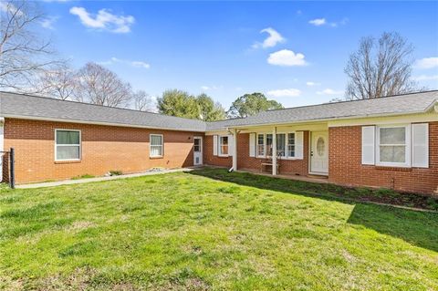 A home in Mccaysville