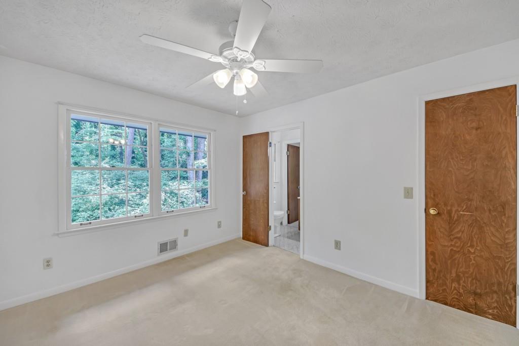 4856 Rock Haven Drive, Lilburn, Georgia image 22