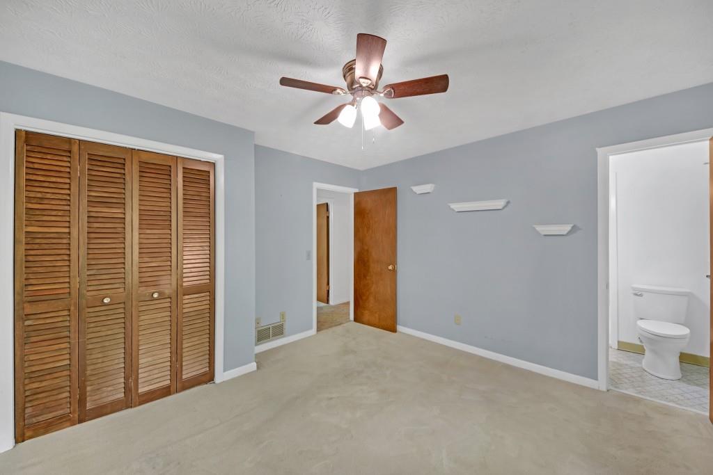 4856 Rock Haven Drive, Lilburn, Georgia image 27