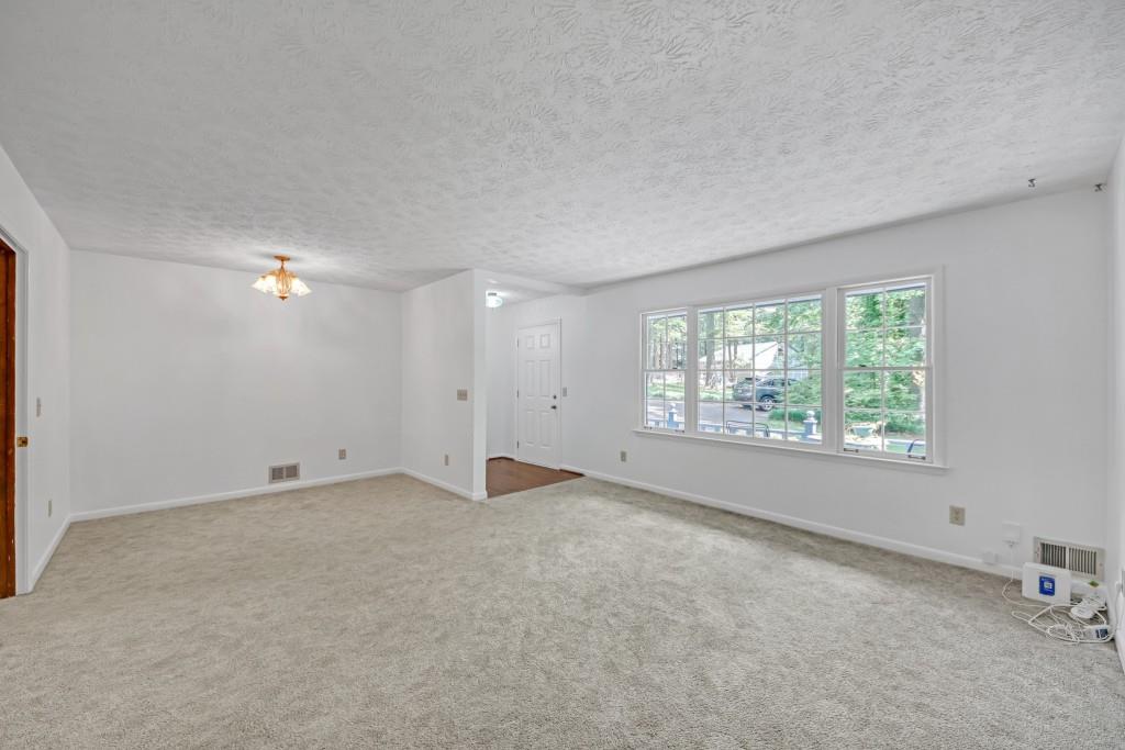 4856 Rock Haven Drive, Lilburn, Georgia image 21