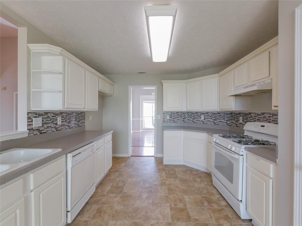 334 Royal Crescent Way, Stockbridge, Georgia image 3