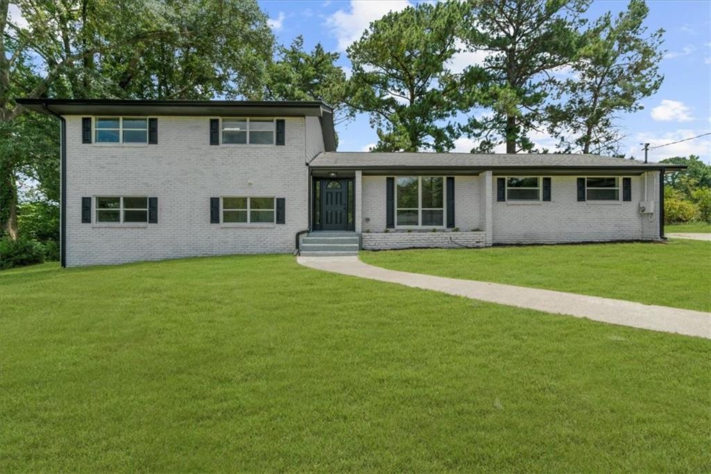 GORGEOUS HOME IN DECATUR!!! SELLER VERY MOTIVATED!!! TOTALLY RENOVATED!!! 4 BEDROOMS/3 FULL BATHROOMS, NEW ROOF, NEW FLOORS, NEW PAINT, NEW BATHROOMS, NEW APPLIANCES, QUARTZ COUNTERTOPS, OPEN CONCEPT AND MORE!!! WE NEED A HAPPY OWNER READY TO MOVE IN!!! OFFERS MUST BE SUBMITTED ON GAR CONTRACTS. NO BLIND OFFERS.
