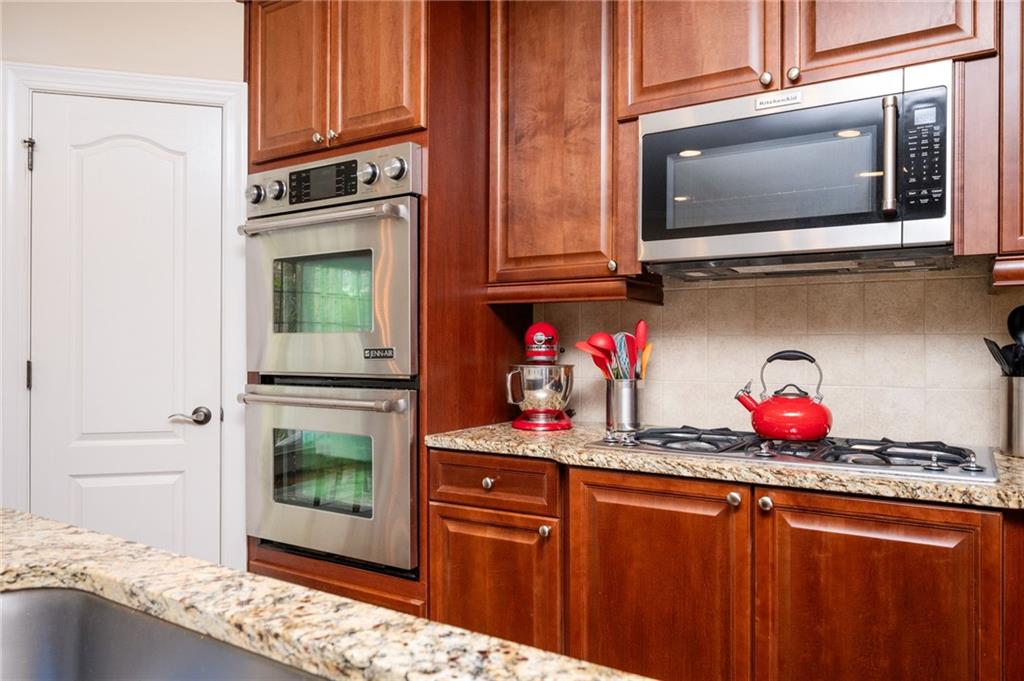 455 Cooper Woods Court, Smyrna, Georgia image 10