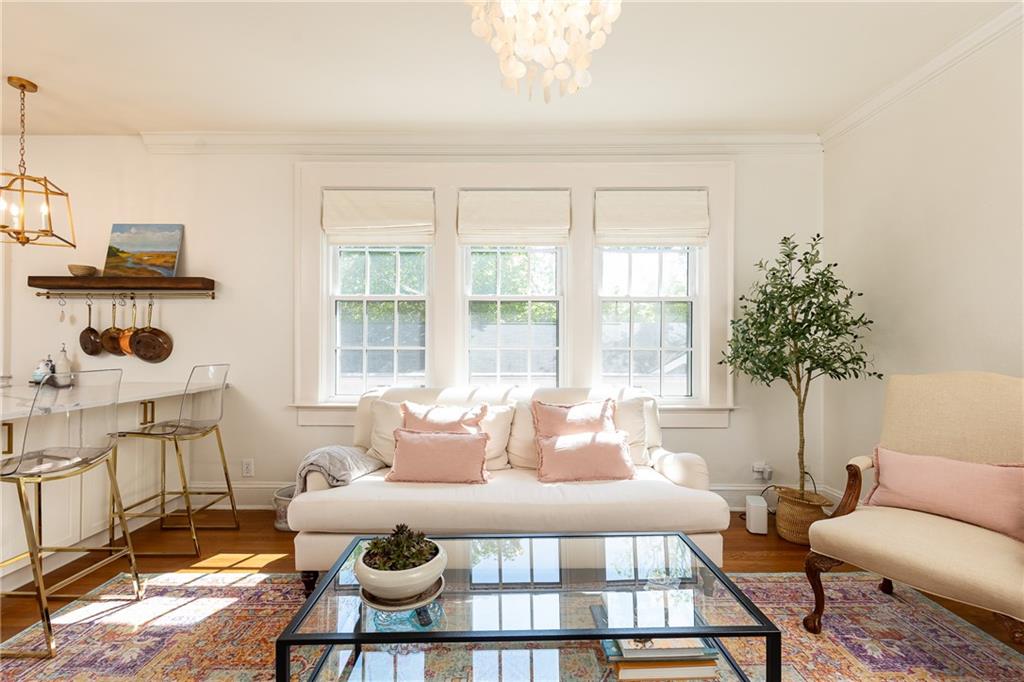 824 Greenwood Avenue NE 9