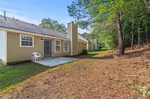 A home in Ellenwood