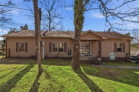 Homes For Sale - 7138 Blacks Bluff Road<br/> Cave Spring, GA 30124