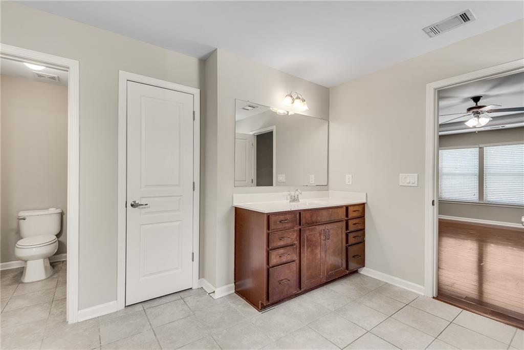 Roberts Landing - Residential Lease