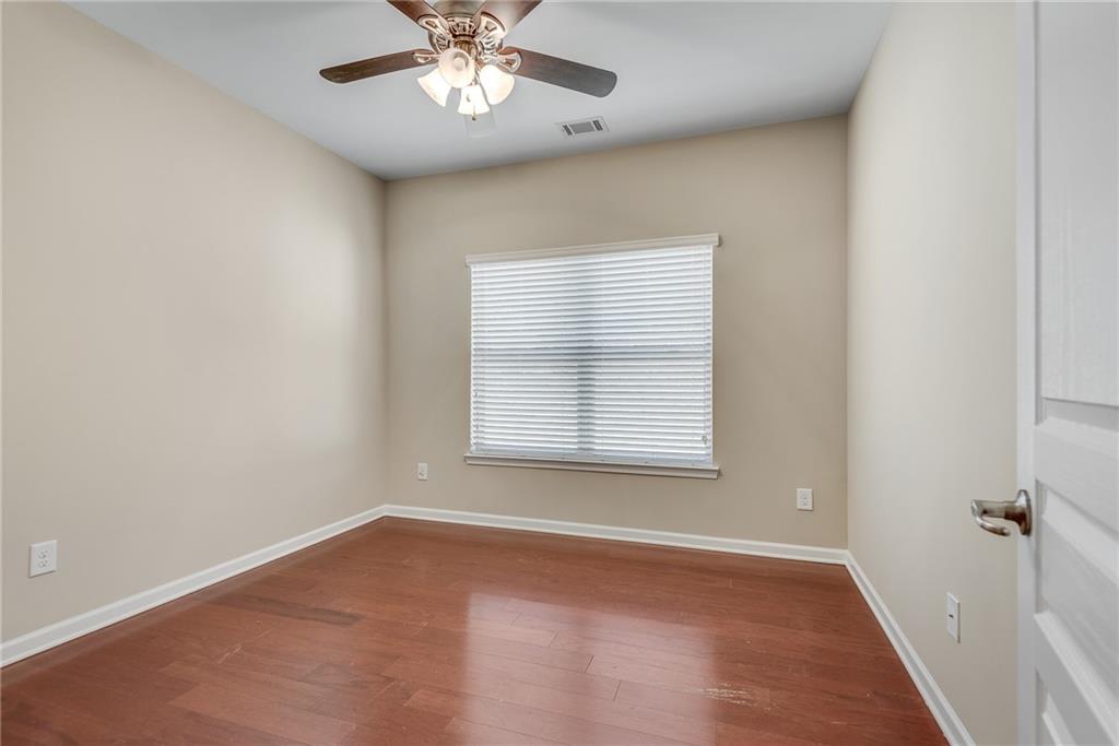 Roberts Landing - Residential Lease