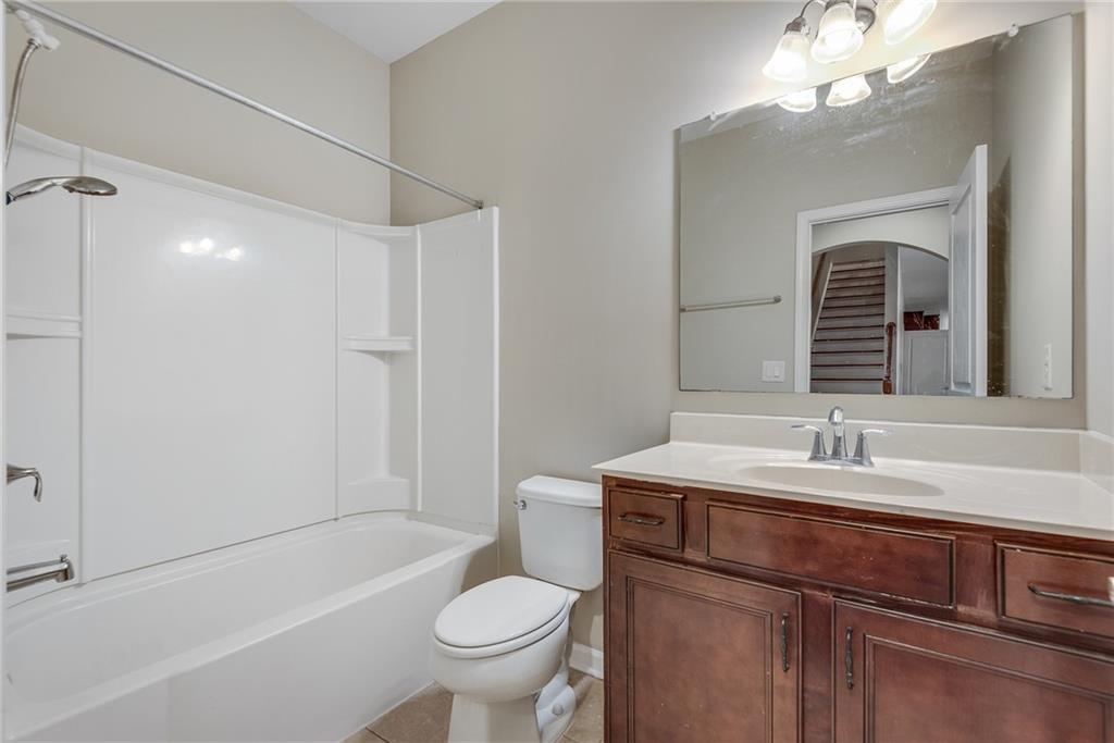 Roberts Landing - Residential Lease