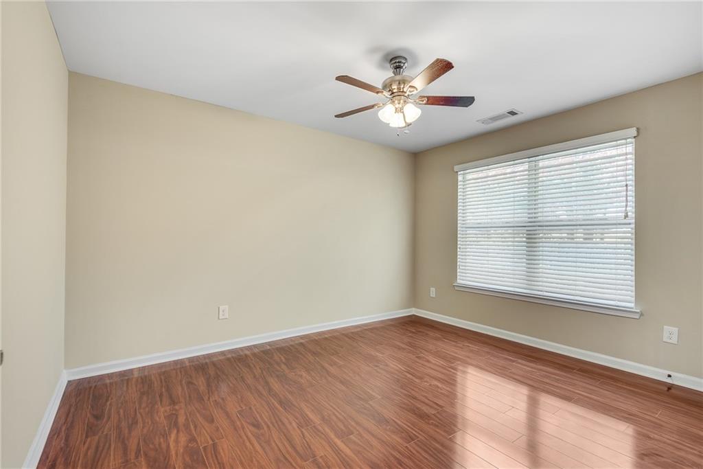 Roberts Landing - Residential Lease