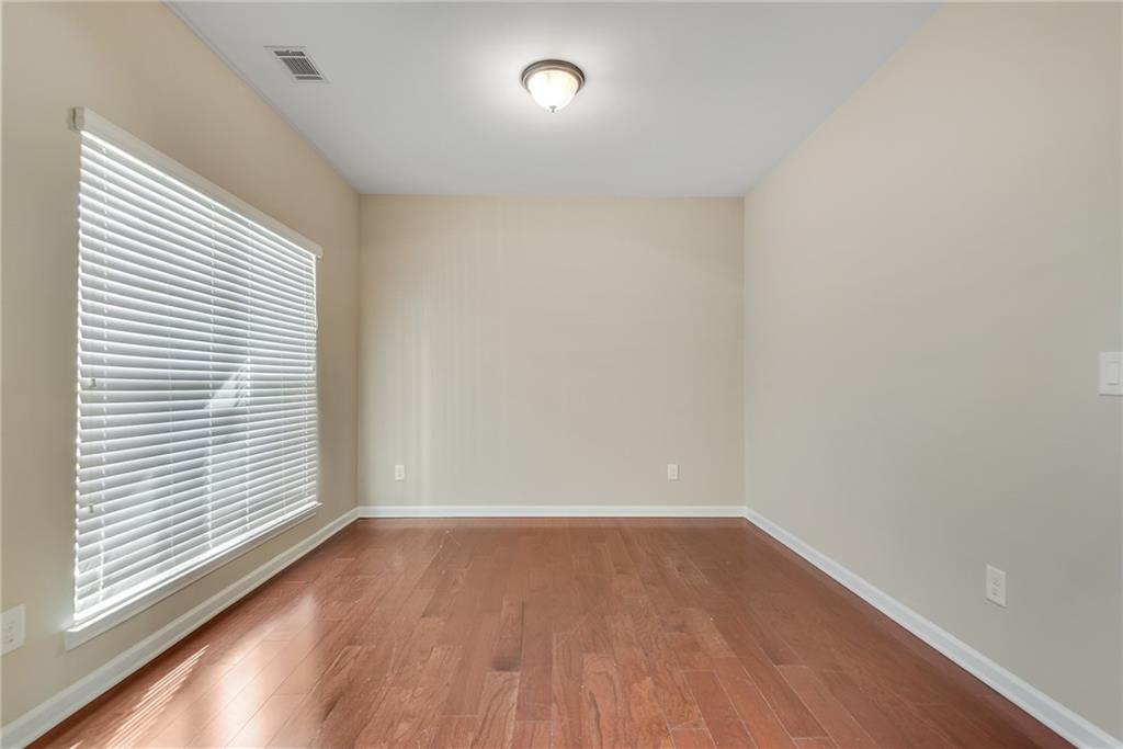 Roberts Landing - Residential Lease