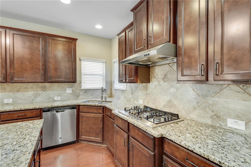 Roberts Landing - Residential Lease