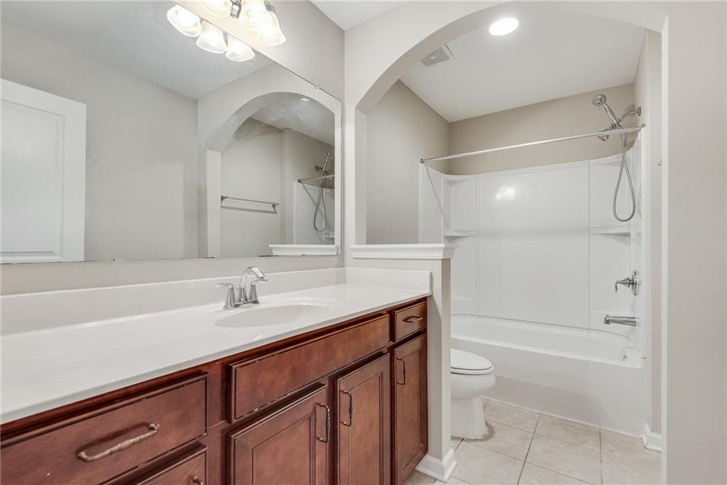 Roberts Landing - Residential Lease